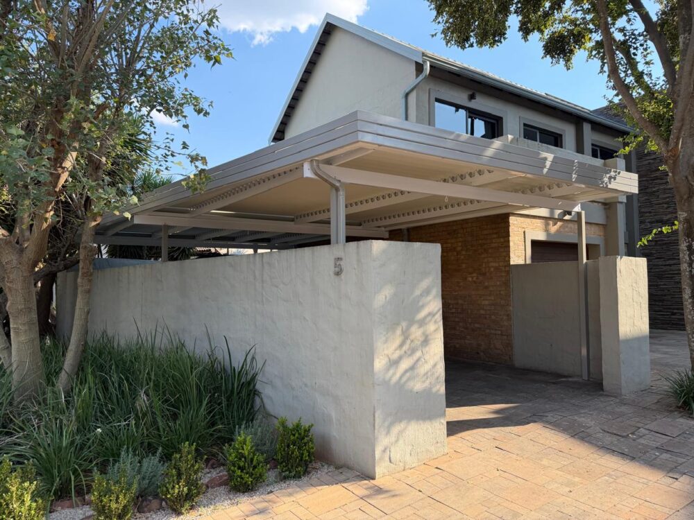 Louvre awning Silver Lakes, Pretoria adjustable shade systems – Mr Awning
